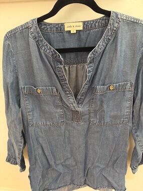 cloth & stone Blue Chambray Split-Neck Tunic with Patch Pockets